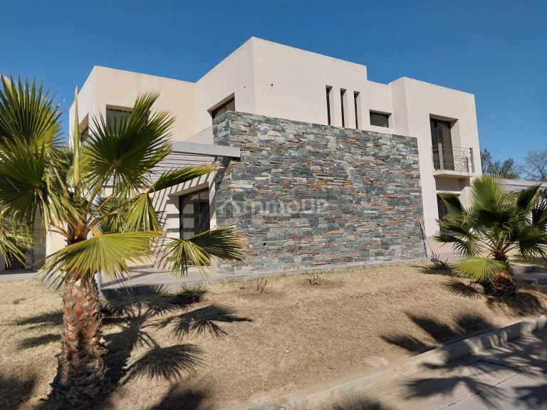 Casa en Venta en Lujan de Cuyo, Mendoza
