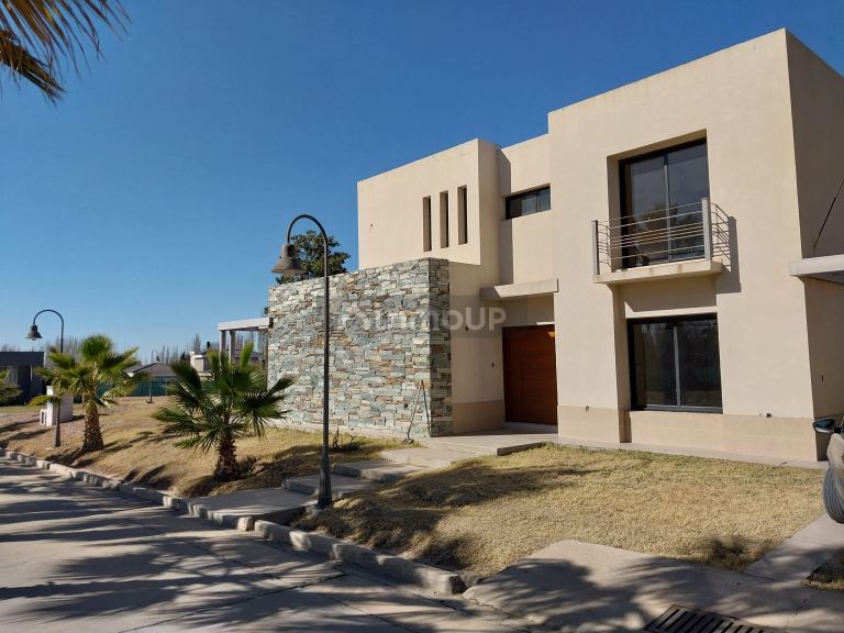 Casa en Venta en Lujan de Cuyo, Mendoza