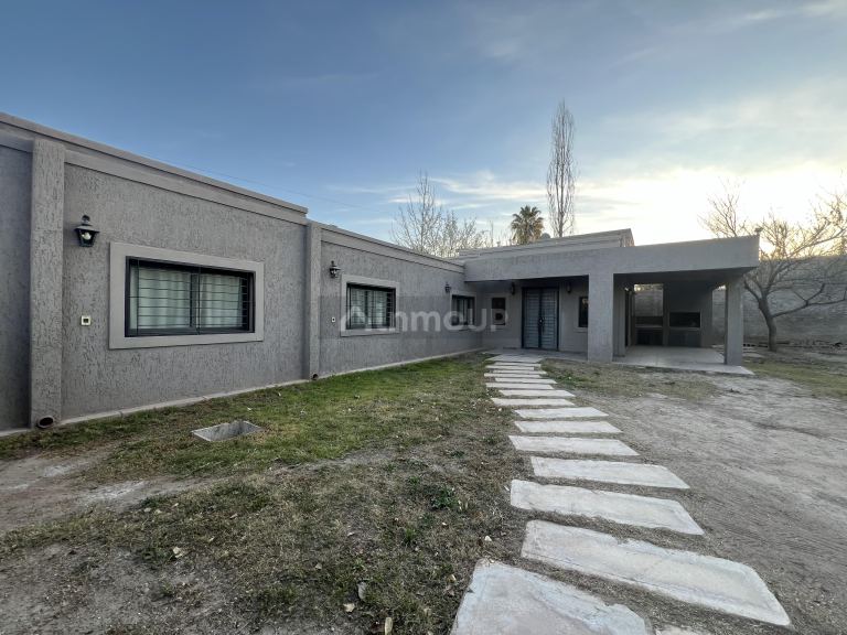 Casa en Venta en Guaymallen, Mendoza