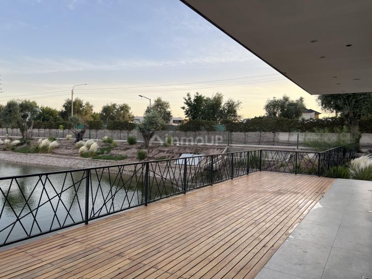 Casa en Venta en Maipu, Mendoza