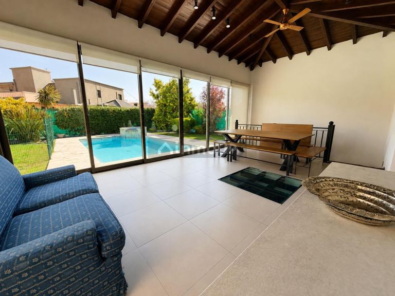Casa en Venta en Guaymallen, Mendoza