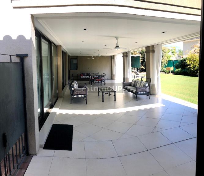 Casa en Venta en Guaymallen, Mendoza