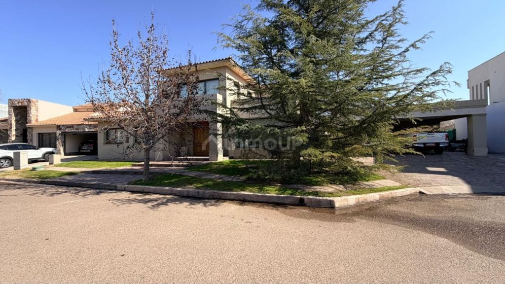 Casa en Venta en Guaymallen, Mendoza
