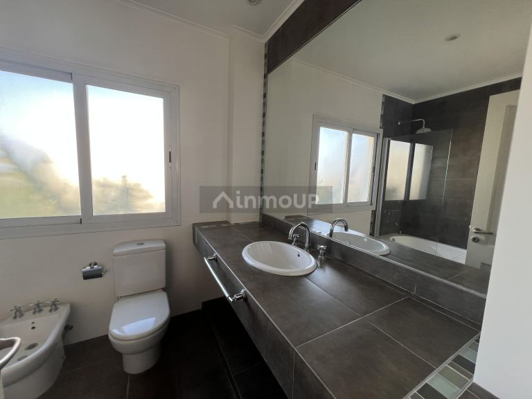 Casa en Alquiler en Lujan de Cuyo, Mendoza