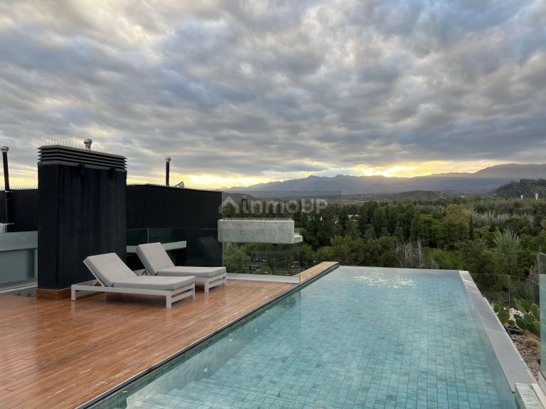 Departamento en Alquiler en Capital, Mendoza