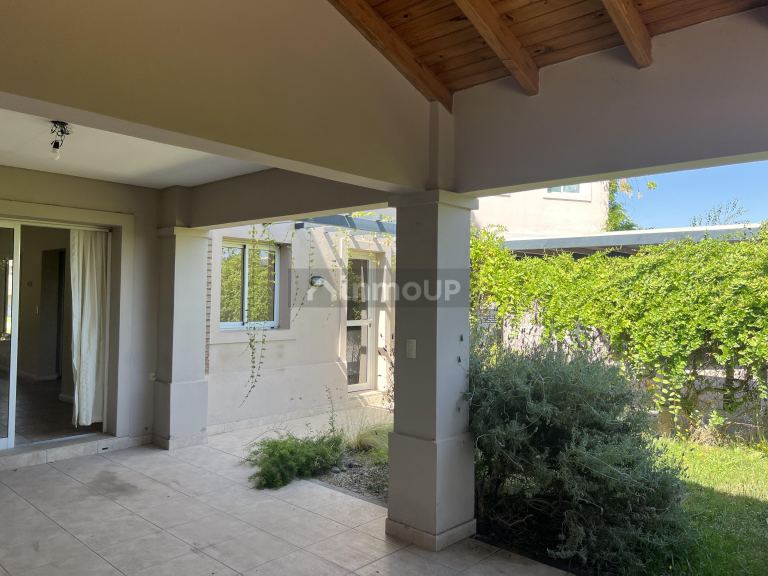 Casa en Alquiler en Lujan de Cuyo, Mendoza