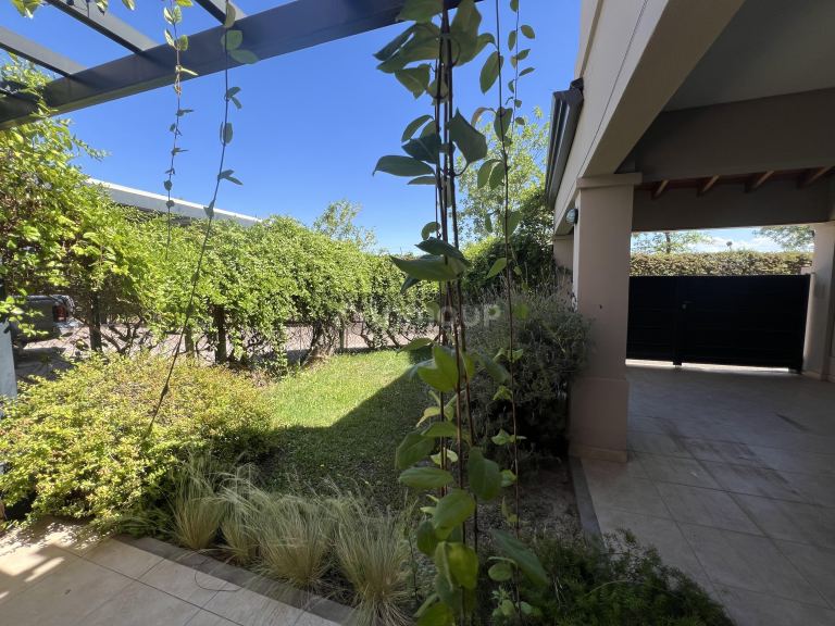 Casa en Alquiler en Lujan de Cuyo, Mendoza