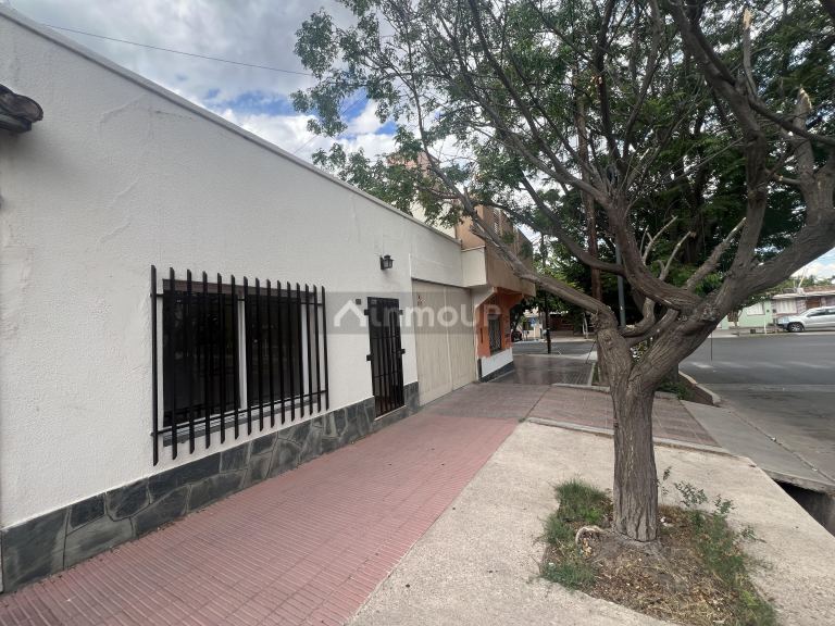 Casa en Alquiler en Godoy Cruz, Mendoza