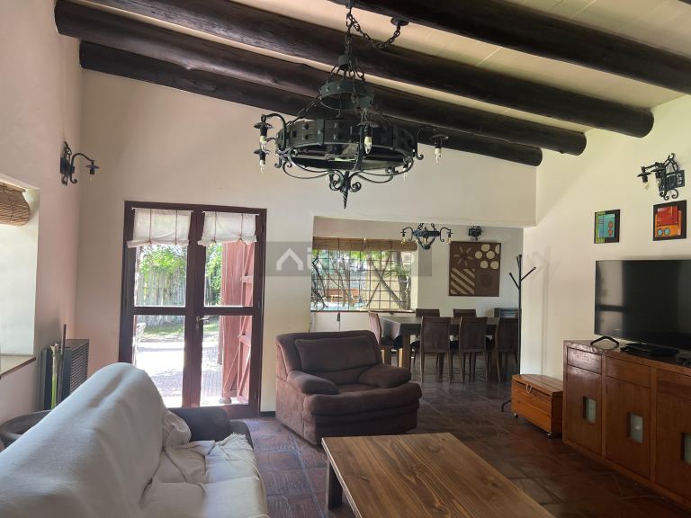 Casa en Alquiler en Lujan de Cuyo, Mendoza