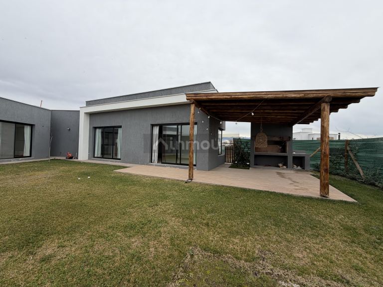 Casa en Venta en Maipu, Mendoza