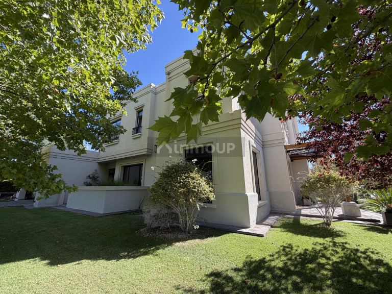 Casa en Venta en Lujan de Cuyo, Mendoza