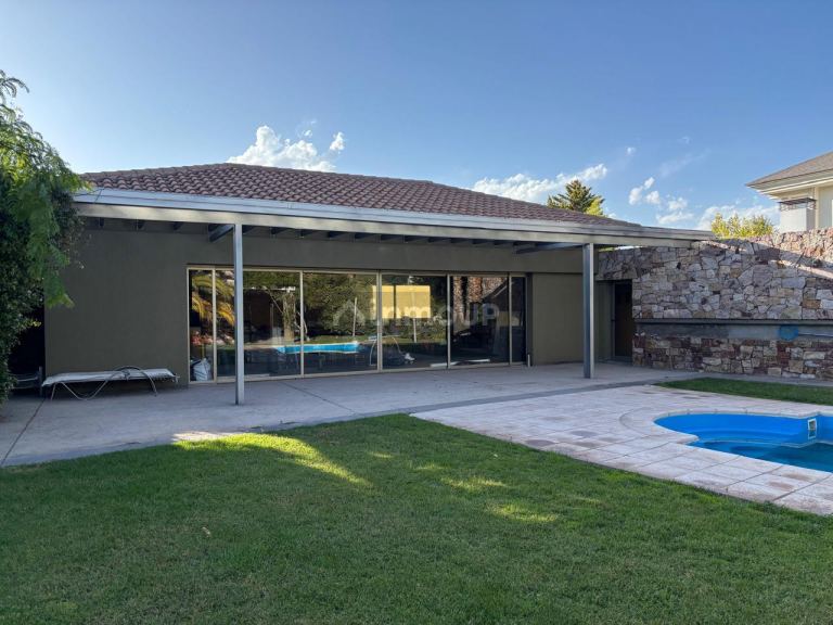 Casa en Alquiler en Lujan de Cuyo, Mendoza