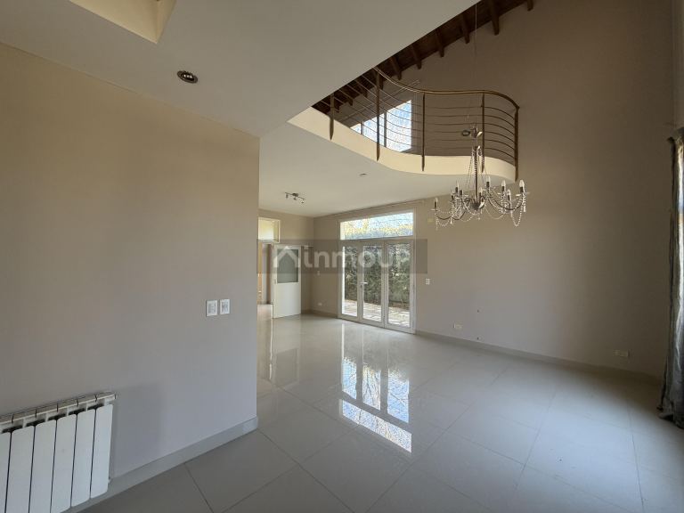 Casa en Alquiler en Lujan de Cuyo, Mendoza