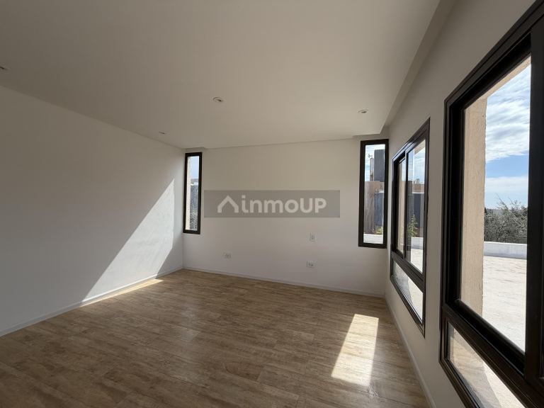 Casa en Venta en Lujan de Cuyo, Mendoza - USD 380.000 | Inmoup - 17