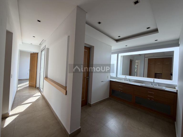 Casa en Alquiler en Lujan de Cuyo, Mendoza - USD 3.200 | Inmoup - 21