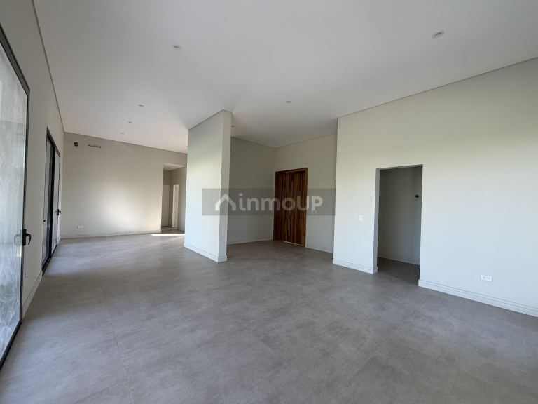Casa en Alquiler en Godoy Cruz, Mendoza - USD 2.200 | Inmoup - 9