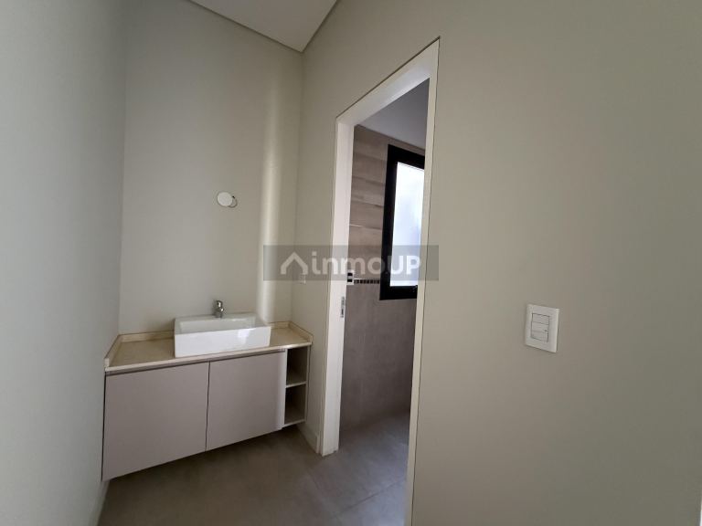 Casa en Alquiler en Godoy Cruz, Mendoza - USD 2.200 | Inmoup - 20