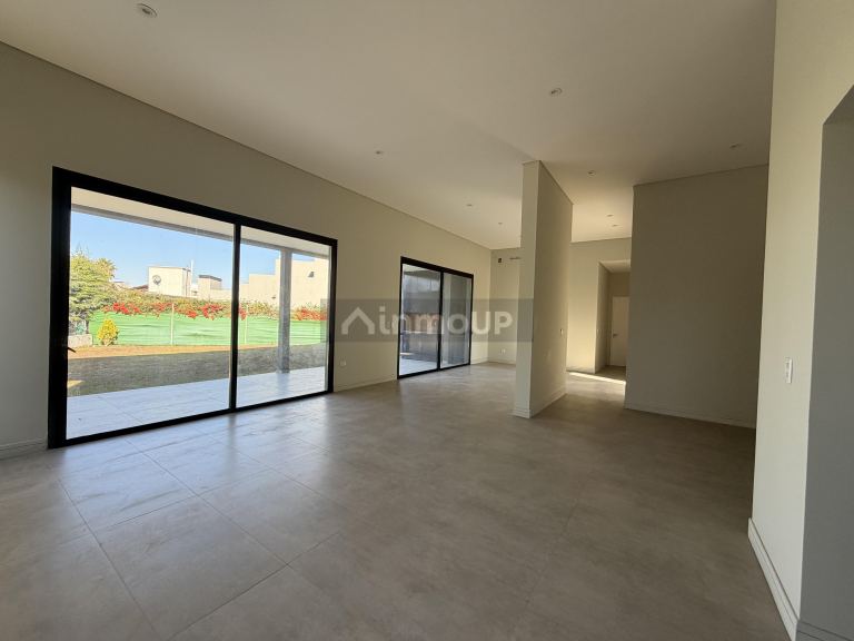 Casa en Alquiler en Godoy Cruz, Mendoza - USD 2.200 | Inmoup - 10