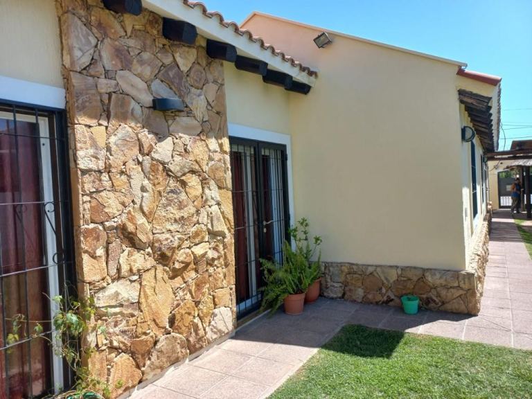 Casa en Alquiler en Lujan de Cuyo, Mendoza