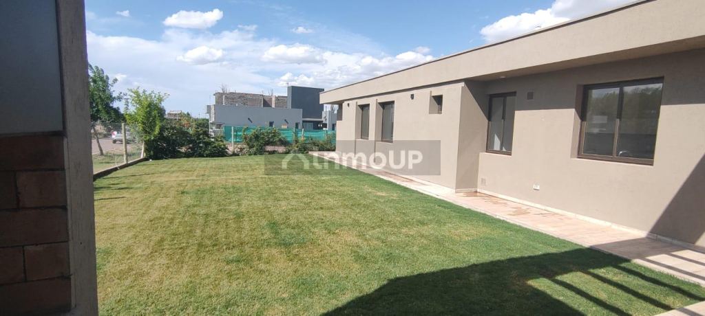 Casa en Alquiler en Maipu, Mendoza