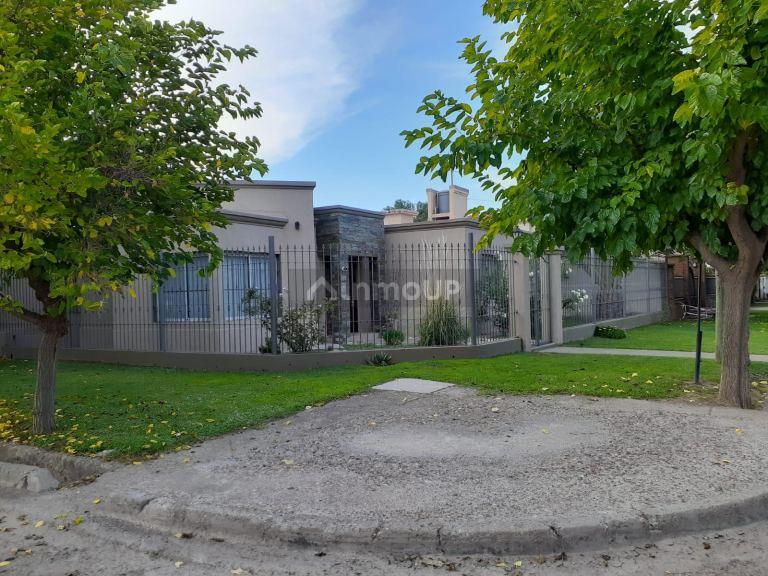 Casa en Alquiler en Lujan de Cuyo, Mendoza