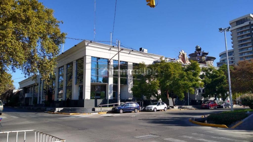 Playa de Estacionamiento en Venta en Godoy Cruz, Mendoza