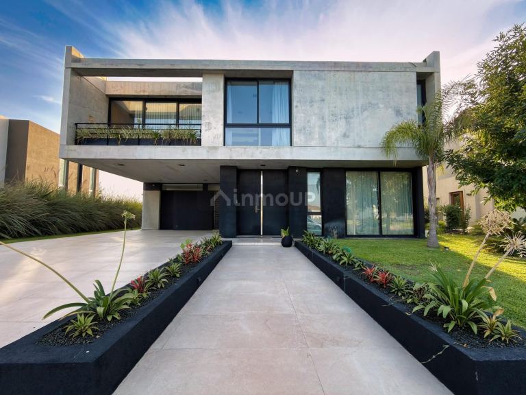 Casa en Venta en Ezeiza, G.B.A. Zona Sur