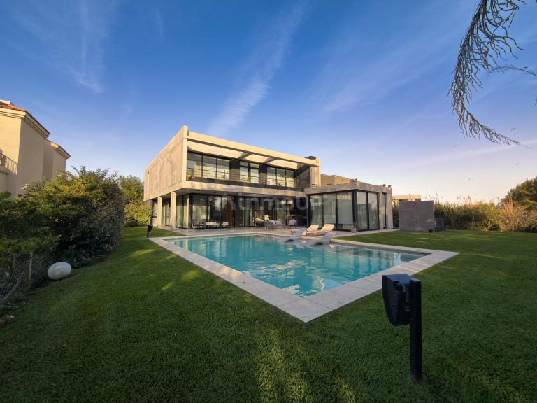 Casa en Venta en Ezeiza, G.B.A. Zona Sur