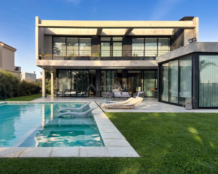 Casa en Venta en Ezeiza, G.B.A. Zona Sur