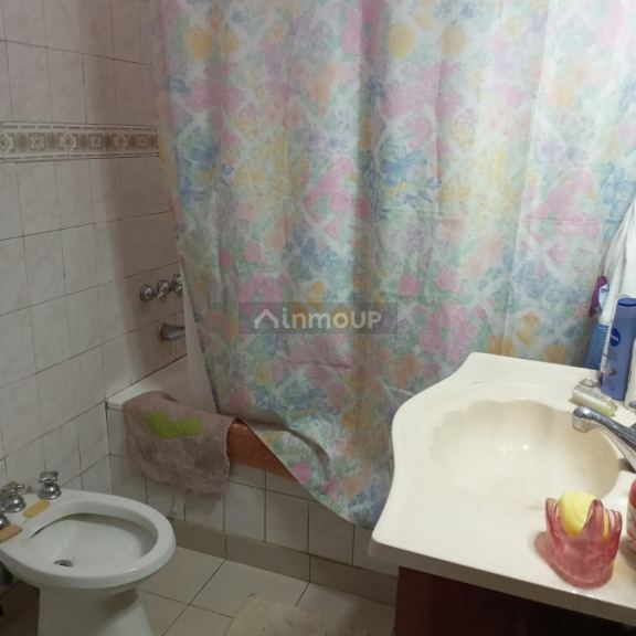 Local Comercial en Alquiler en Villa Pueyrredon, Capital Federal
