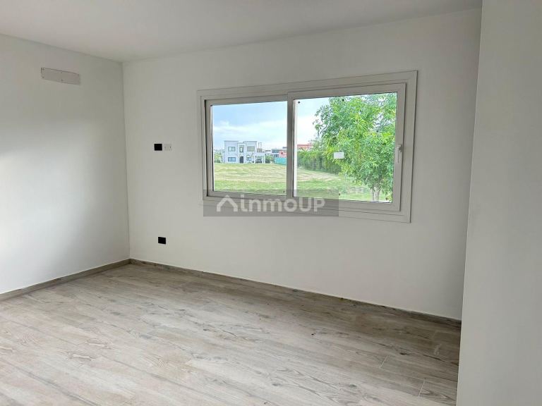 Casa en Venta en Berazategui, G.B.A. Zona Sur - USD 275.000 | Inmoup - 7