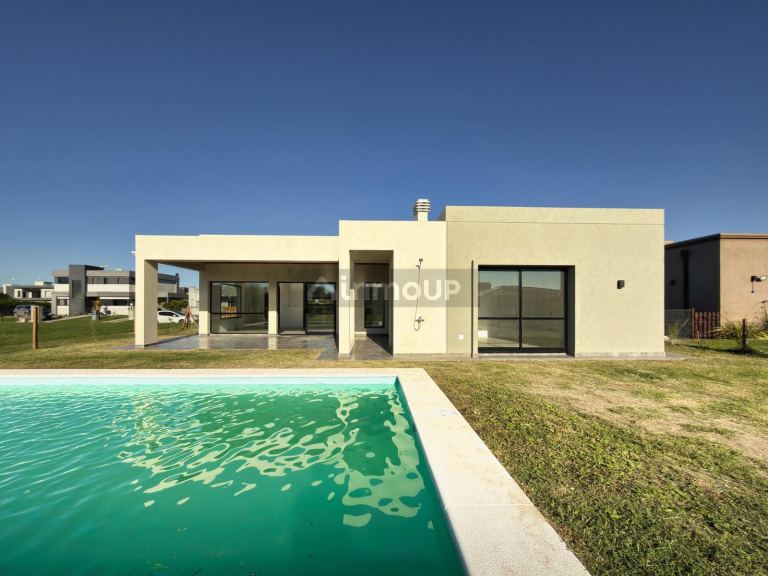 Casa en Venta en Presidente Peron, G.B.A. Zona Sur