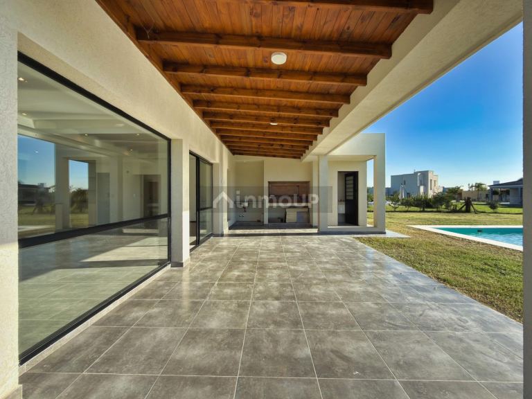 Casa en Venta en Presidente Peron, G.B.A. Zona Sur
