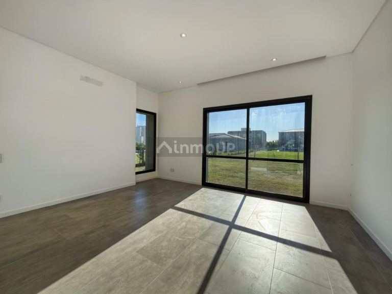 Casa en Venta en Presidente Peron, G.B.A. Zona Sur