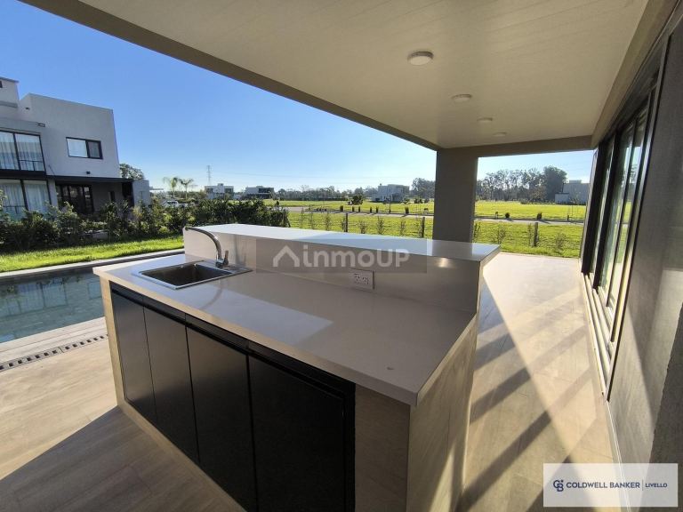 Casa en Alquiler en Esteban Echeverria, G.B.A. Zona Sur