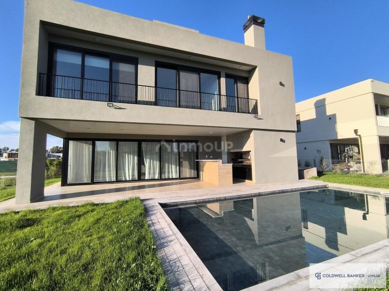 Casa en Alquiler en Esteban Echeverria, G.B.A. Zona Sur