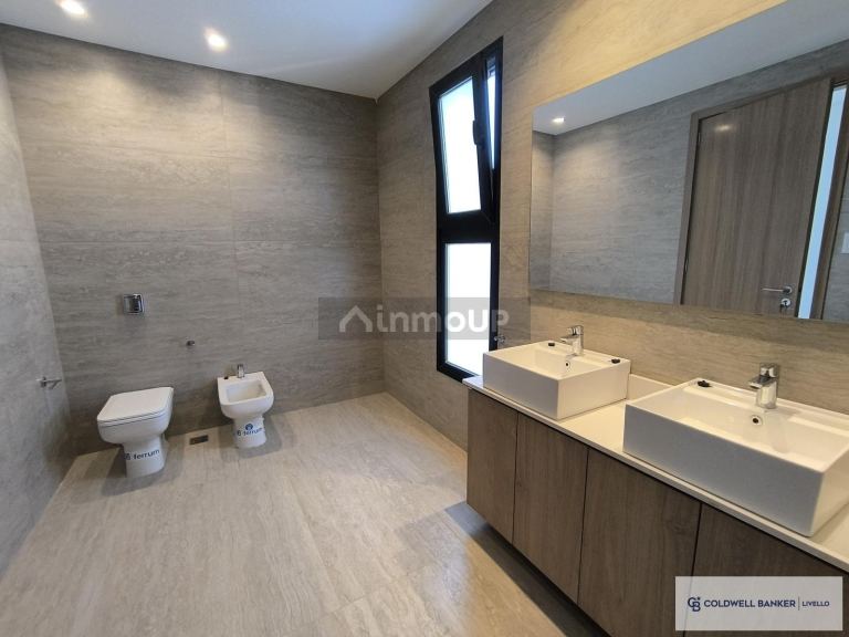 Casa en Alquiler en Esteban Echeverria, G.B.A. Zona Sur