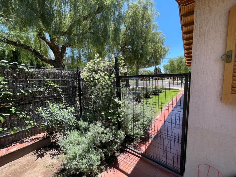 Casa en Alquiler en Las Heras, Mendoza