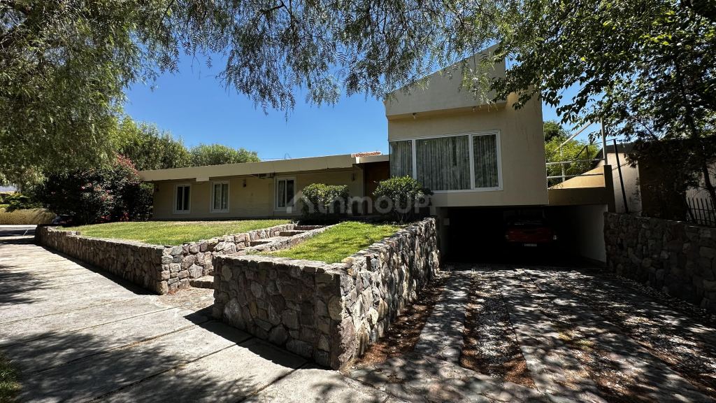 Casa en Venta en Capital, Mendoza
