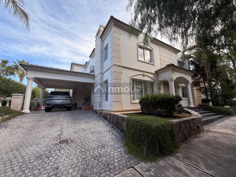 Casa en Venta en Capital, Mendoza
