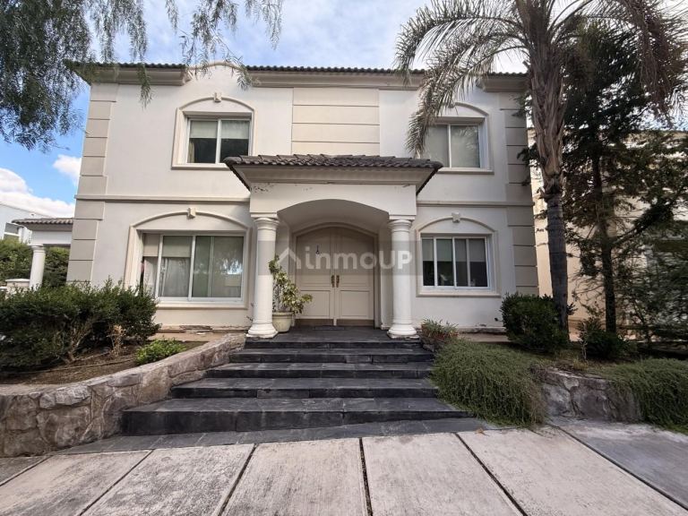 Casa en Venta en Capital, Mendoza
