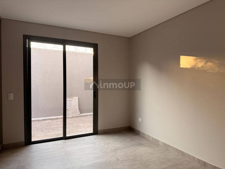 Casa en Venta en Godoy Cruz, Mendoza - USD 130.000 | Inmoup - 14