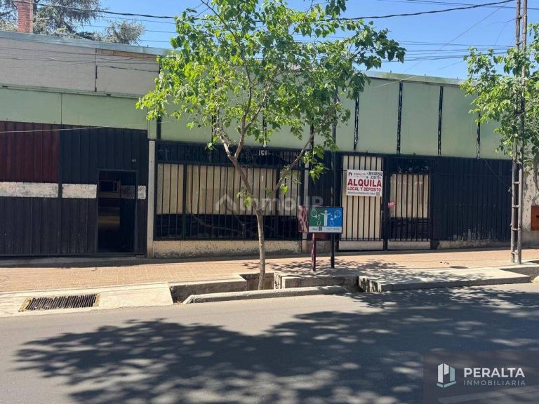 Galpon en Alquiler en Godoy Cruz, Mendoza