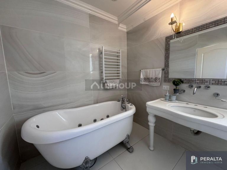 Casa en Venta en Las Heras, Mendoza