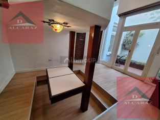 Almagro MARIO BRAVO 300, DEPARTAMENTO ATÍPICO CON PATIO!!!