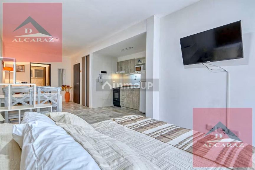 Palermo THAMES  al 2200