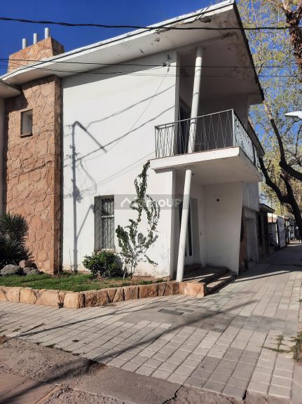 Casa en Venta en Capital, Mendoza