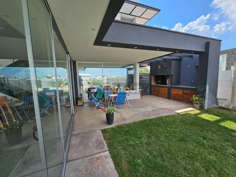 Casa en Alquiler en Maipu, Mendoza