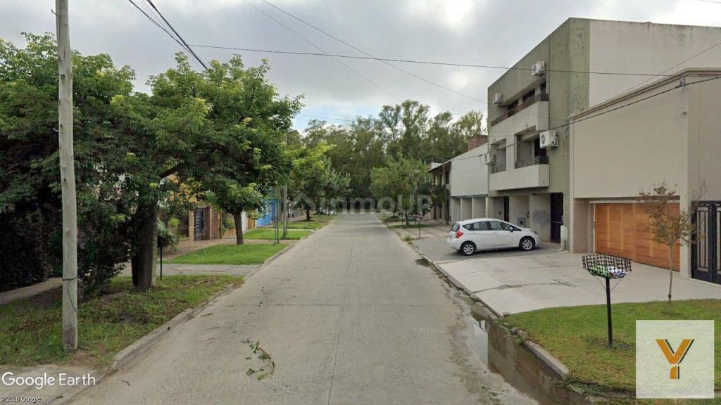 P H en Venta en La Plata, G.B.A. Zona Sur - USD 75.000 | Inmoup - 24