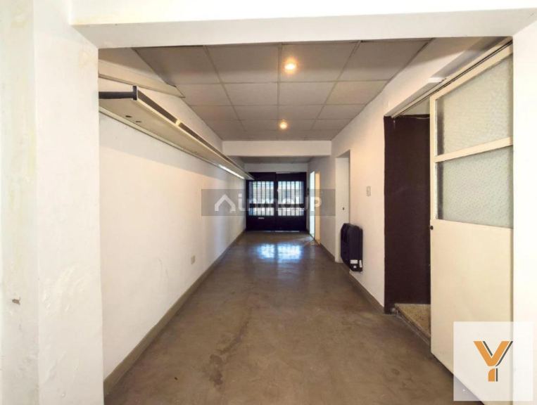Local Comercial en Venta en La Plata, G.B.A. Zona Sur - USD 193.000 | Inmoup - 52